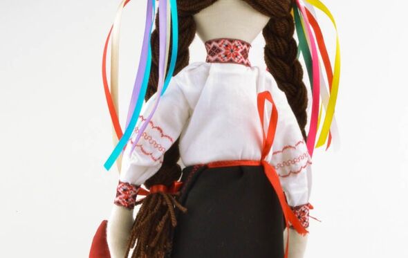 Boneca ucraniana, Amizade sem rosto
