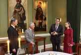 Letizia e o príncipe Carlos