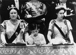Rainha Isabel II, Rainha-mãe