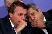 Jair Bolsonaro com o ex-ministro da Defesa, general Walter Braga Netto