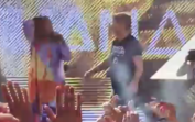 O beijo de Bruno de Carvalho e Liliana Almeida no palco de Islantilla