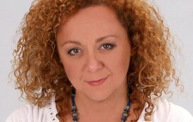 Alexandra, a filha de Raul Solnado que diz falar com Jesus, tem milhares de seguidores e é um fenómeno a vender livros e dar consultas