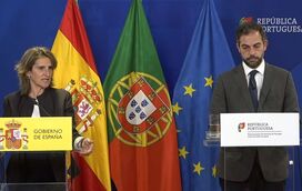 Bruxelas aceita que Portugal e Espanha limitem preço médio do gás a 50 euros por MWh