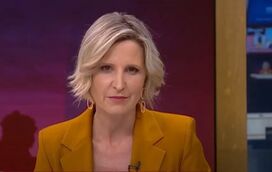 Marta Atalaya mostra-se feliz ao lado do homem que conheceu quando o entrevistava para a SIC
