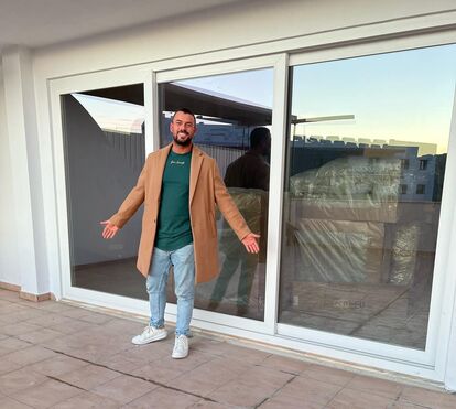 A viver com a namorada, Marco Costa mostra como é a nova casa
