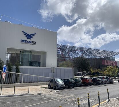 Dreamfly Indoor Skydiving abre no Alegro Sintra
