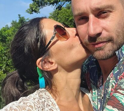 Carol Castro vive novo amor depois de Bruno Cabrerizo... que continua solteiro