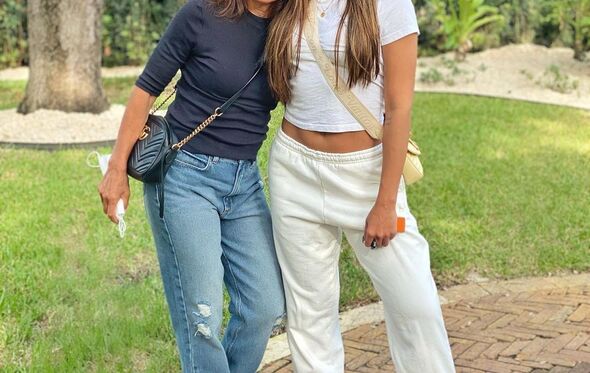 anitta, mãe
