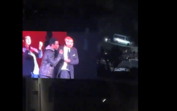 O momento em que Dave Chappelle é atacado em palco e é depois ajudado por Chris Rock, que evoca Will Smith