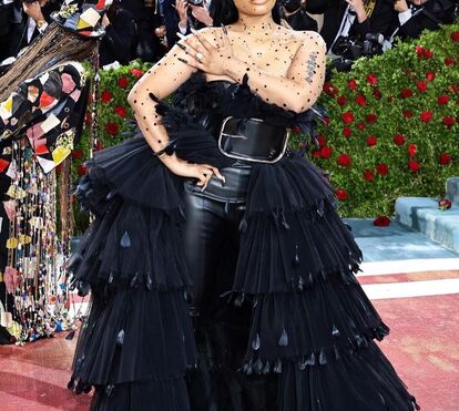 O erro do designer de Nicki Minaj no vestido da Met gala 2022