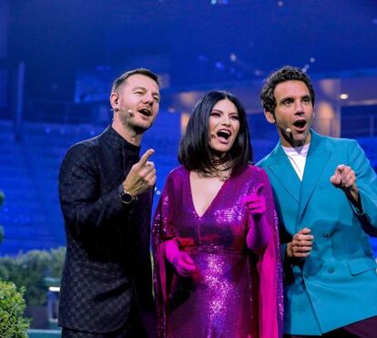 Afinal não foi quebra de tensão! Laura Pausini revela o que causou o seu desfalecimento durante a Eurovisão
