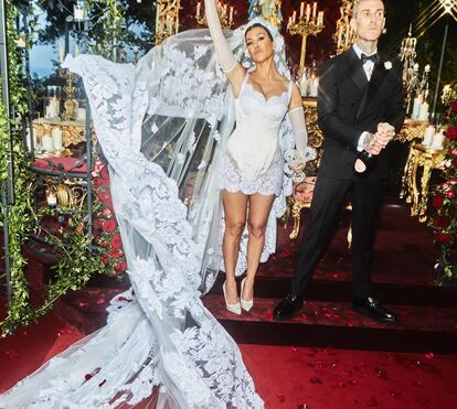 As Kardashian foram ao baú da Dolce & Gabbana para casamento de luxo em Itália