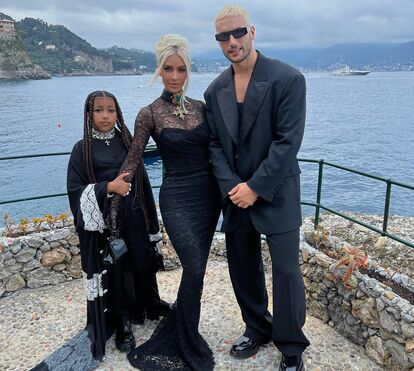 Todos os looks das irmãs Kardashian em Portofino