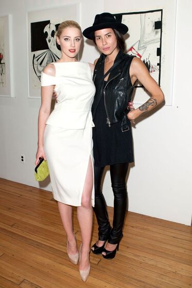 Amber Heard, Tasya van Ree