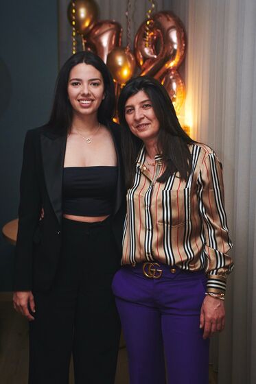  Constança e Paula Sequeira