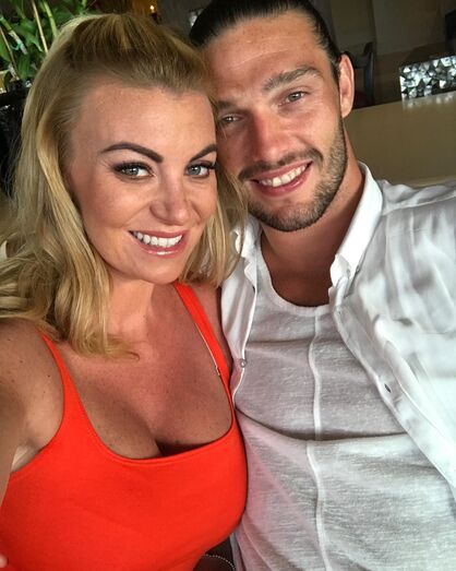 Billi Mucklow e Andy Carroll