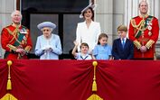 Família Real reúne-se para celebrar os 70 anos do Reinado da Rainha Isabel II