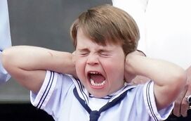 Kate Middleton diz que o príncipe Louis tem um hábito curioso quando chega a casa depois das aulas