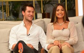 Na sua nova casa do Rio de Janeiro, Bruna Gomes filma Bernardo Sousa a passear "carrinho para cachorro"