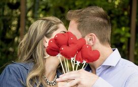 Conheça os prós e contras de 5 aplicações de namoro para encontrar o amor neste verão