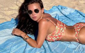 Oceana Basílio faz subir a temperatura com fotos em biquíni