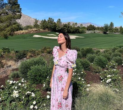 Mundo das Flores! Os looks floridos das celebridades