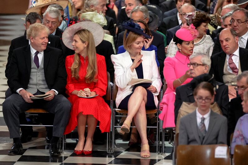 Harry e Meghan de volta junto da família real britânica na Missa do Jubileu de Platina de Isabel II