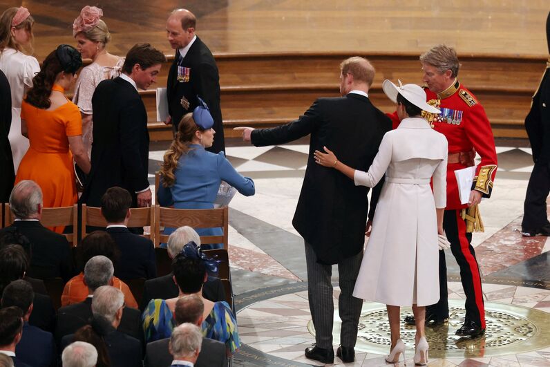 Harry e Meghan de volta junto da família real britânica na Missa do Jubileu de Platina de Isabel II
