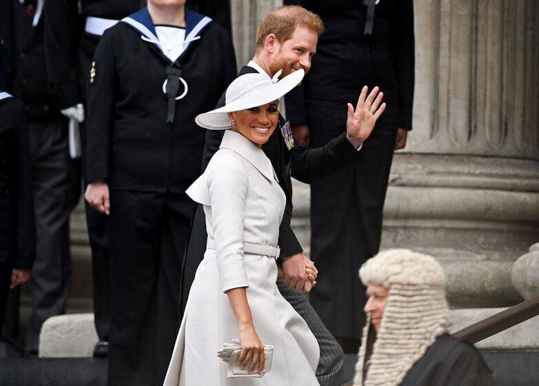 Harry e Meghan de volta junto da família real britânica na Missa do Jubileu de Platina de Isabel II