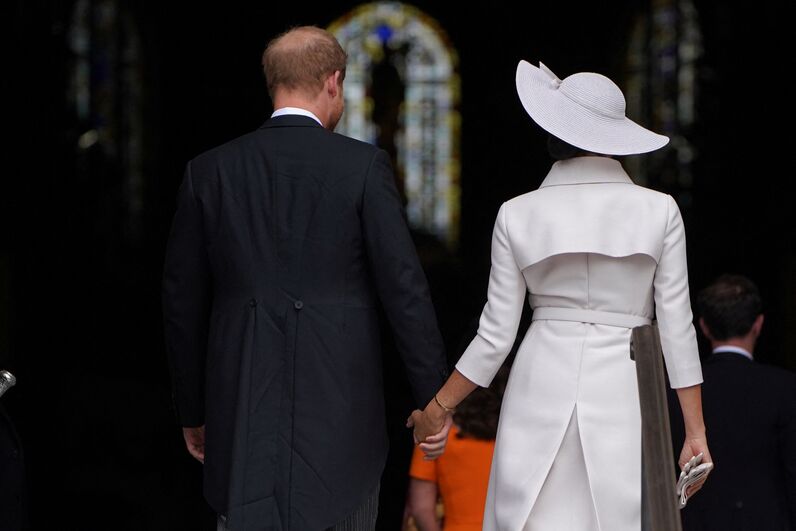 Harry e Meghan de volta junto da família real britânica na Missa do Jubileu de Platina de Isabel II
