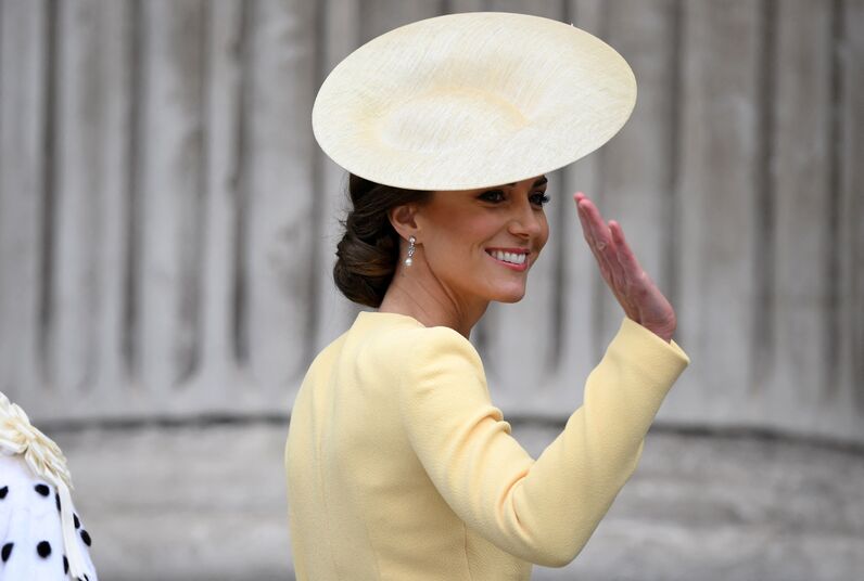 Harry e Meghan de volta junto da família real britânica na Missa do Jubileu de Platina de Isabel II