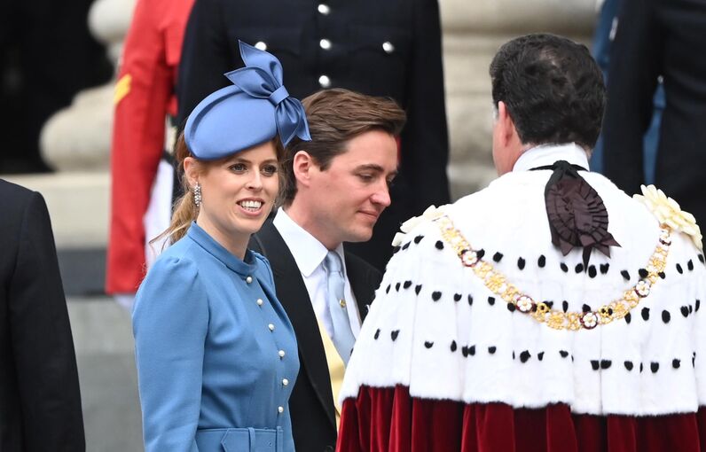Harry e Meghan de volta junto da família real britânica na Missa do Jubileu de Platina de Isabel II