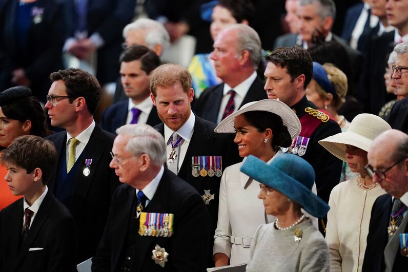 Harry e Meghan de volta junto da família real britânica na Missa do Jubileu de Platina de Isabel II