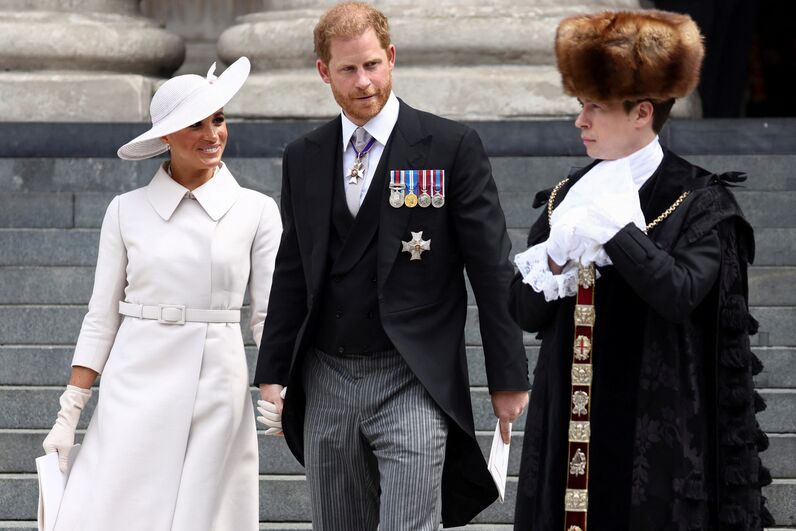 Harry e Meghan de volta junto da família real britânica na Missa do Jubileu de Platina de Isabel II