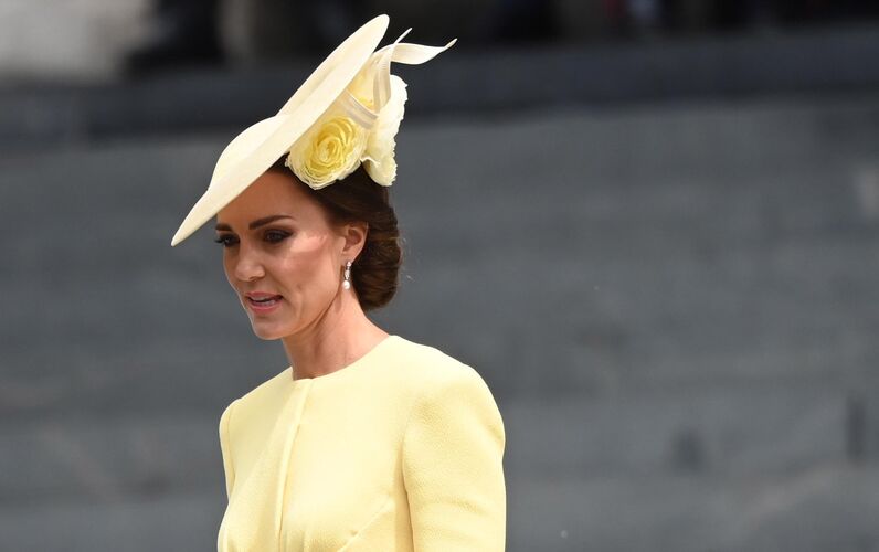 A elegância real na missa de homenagem à rainha Isabel II