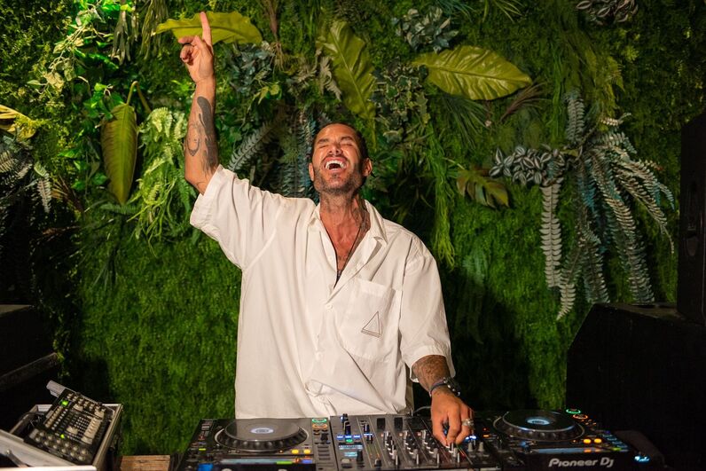 Warm Up Summer FLASH! no Sky Valley Villamoura 