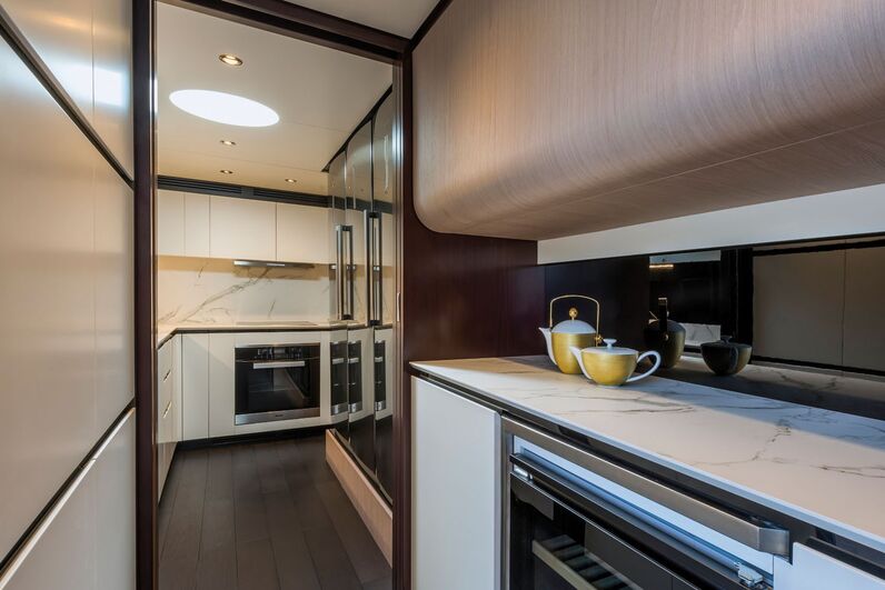 iate, azimut grande 27 metri, cristiano ronaldo