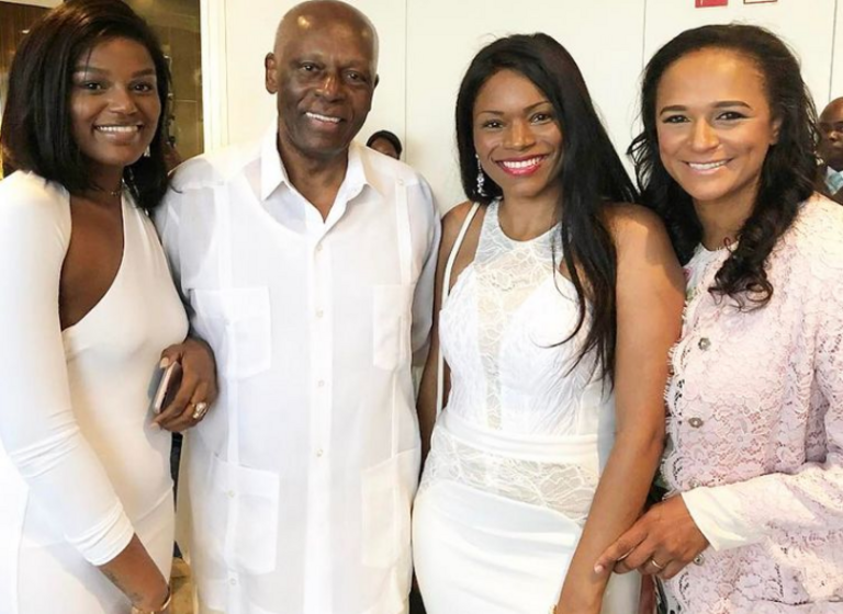José Eduardo dos Santos com as três filhas, Isabel, Tchizé e Joseana