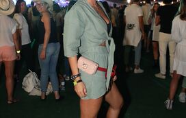 Os óculos, chapéus e as antigas pochetes. Os acessórios favoritos das famosas no NOS Alive