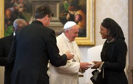Quem é a mulher que vai decidir o que "fazer" com o corpo de José Eduardo dos Santos 
