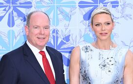 Passam-se coisas estranhas no Mónaco! Baile da Cruz Vermelha longe do glamour de outrora 