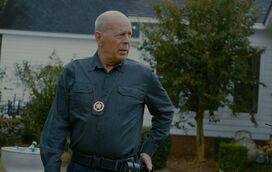 Bruce Willis está de volta aos filmes de ação: 'Cerco Americano', estreia esta semana