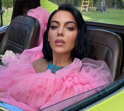 O guarda-roupa de verão de Georgina Rodríguez: sexy e avaliado em mais de 100 mil euros
