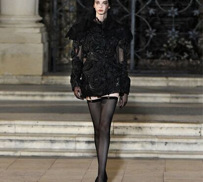 Dolce & Gabbana celebra 10 anos de 'Alta Costura' com um desfile especial