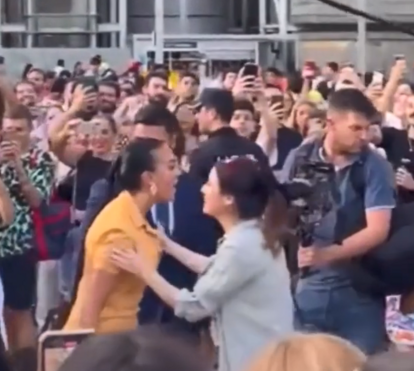 Ronaldo está fechado em casa mas Georgina anda numa roda viva: rumou a Espanha com os filhos... para assistir a concerto de Rosalía