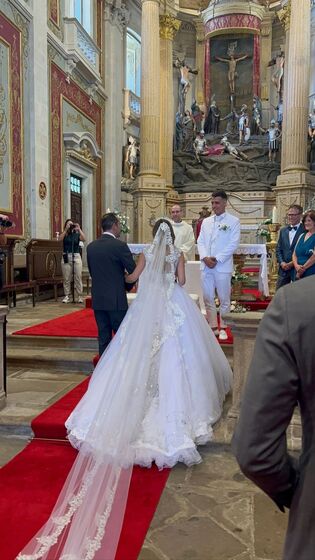 Isabela Cardinali e Pedro Moreira 