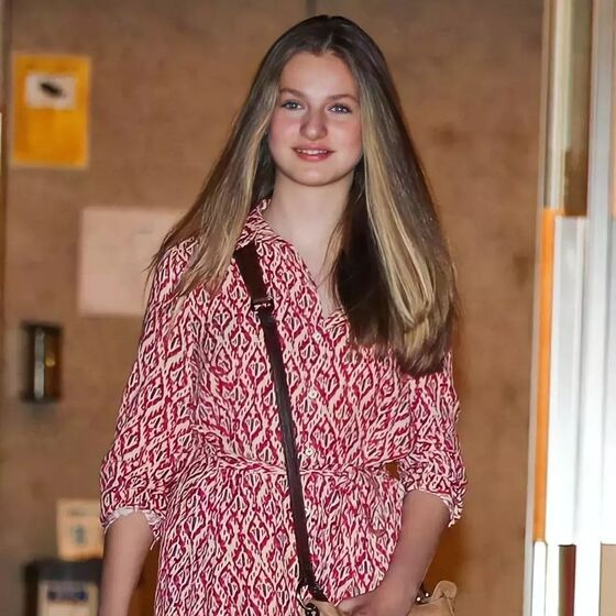 rainha letizia e princesa leonor