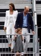 Os príncipes William e Kate com a filha, Charlotte