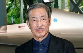 Morreu Issey Miyake, estilista responsável pelas camisolas de Steve Jobs, aos 84 anos