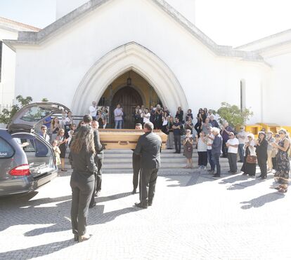 A tristeza na última despedida a Orlando Costa, o eterno Zé Gato